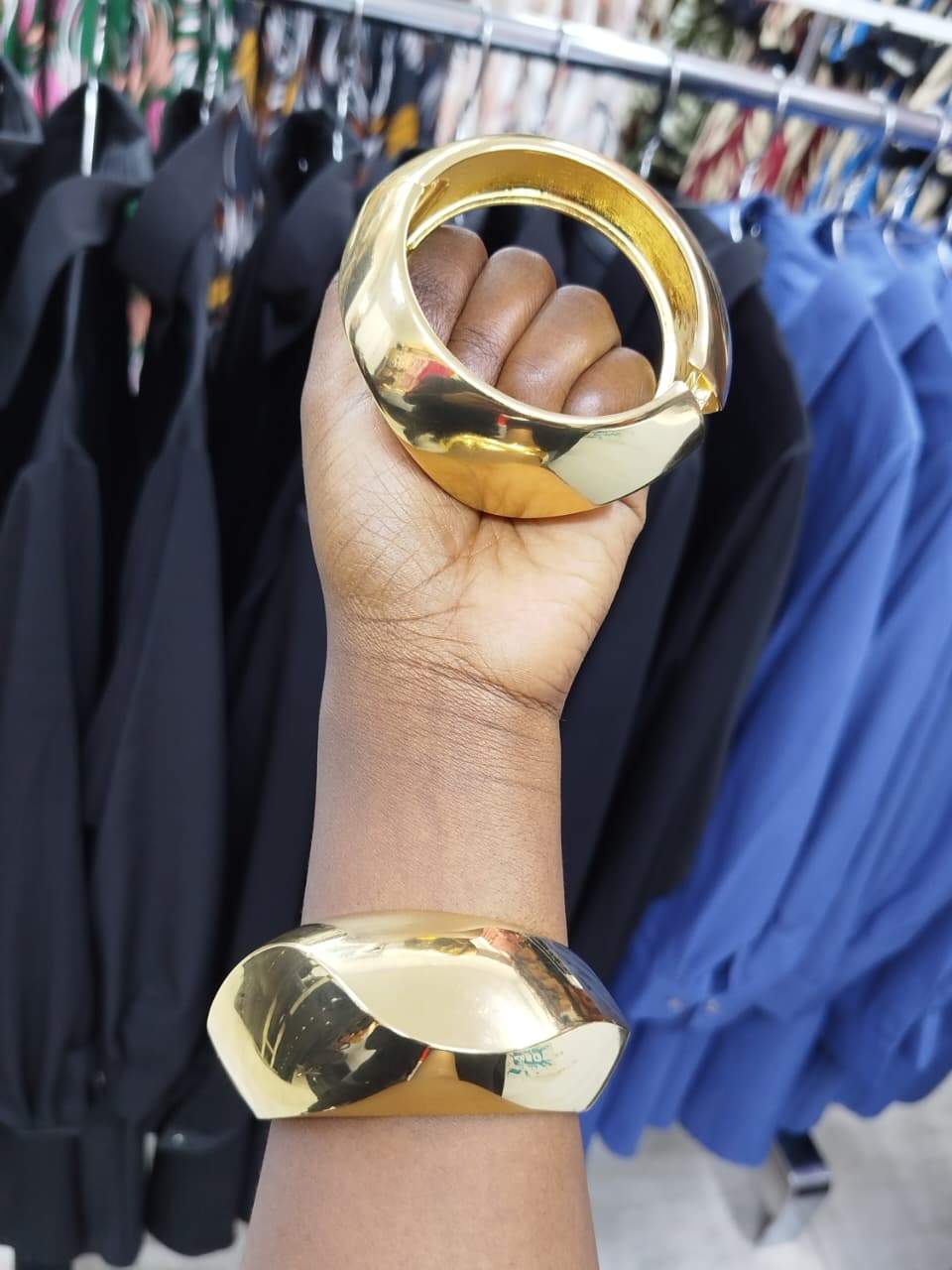 GOLD CUFF BANGLE